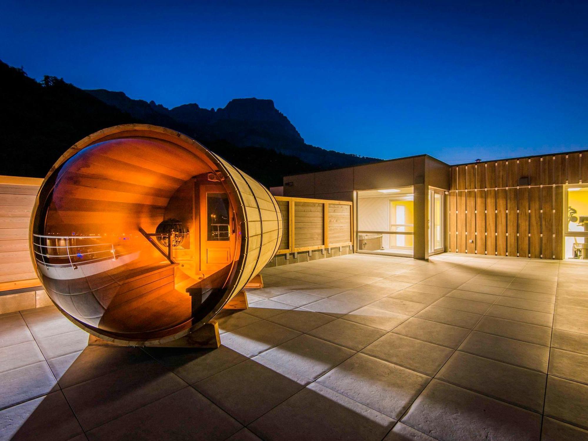 Ibis Styles Sallanches Pays Du Mont-Blanc Bagian luar foto