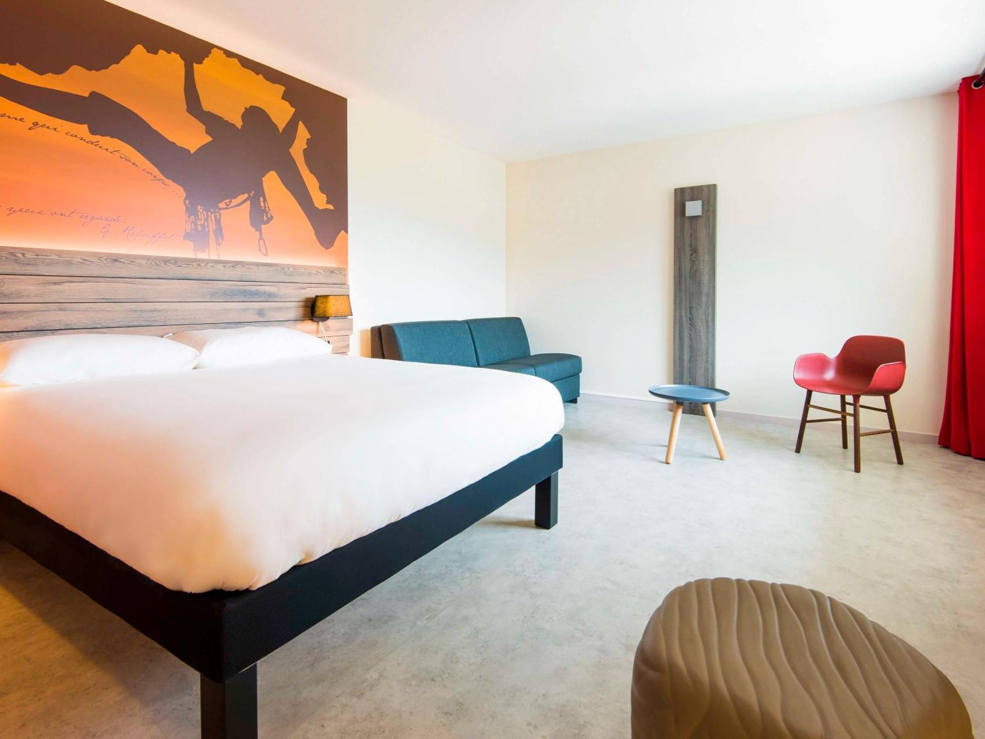 Ibis Styles Sallanches Pays Du Mont-Blanc Bagian luar foto