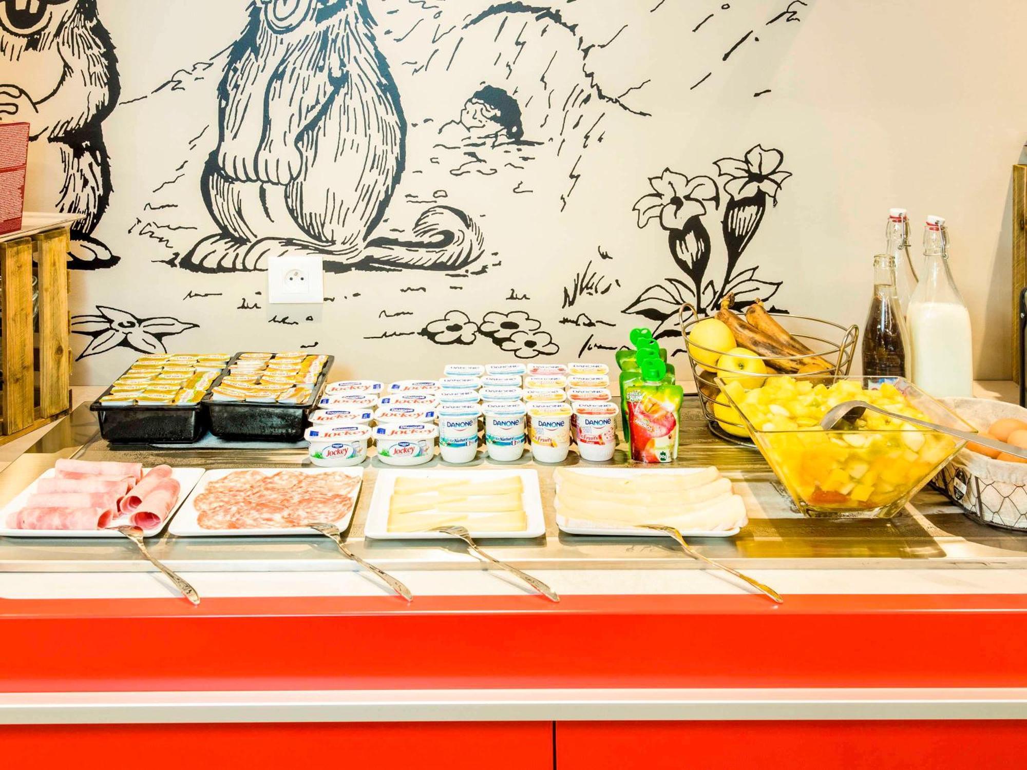 Ibis Styles Sallanches Pays Du Mont-Blanc Bagian luar foto