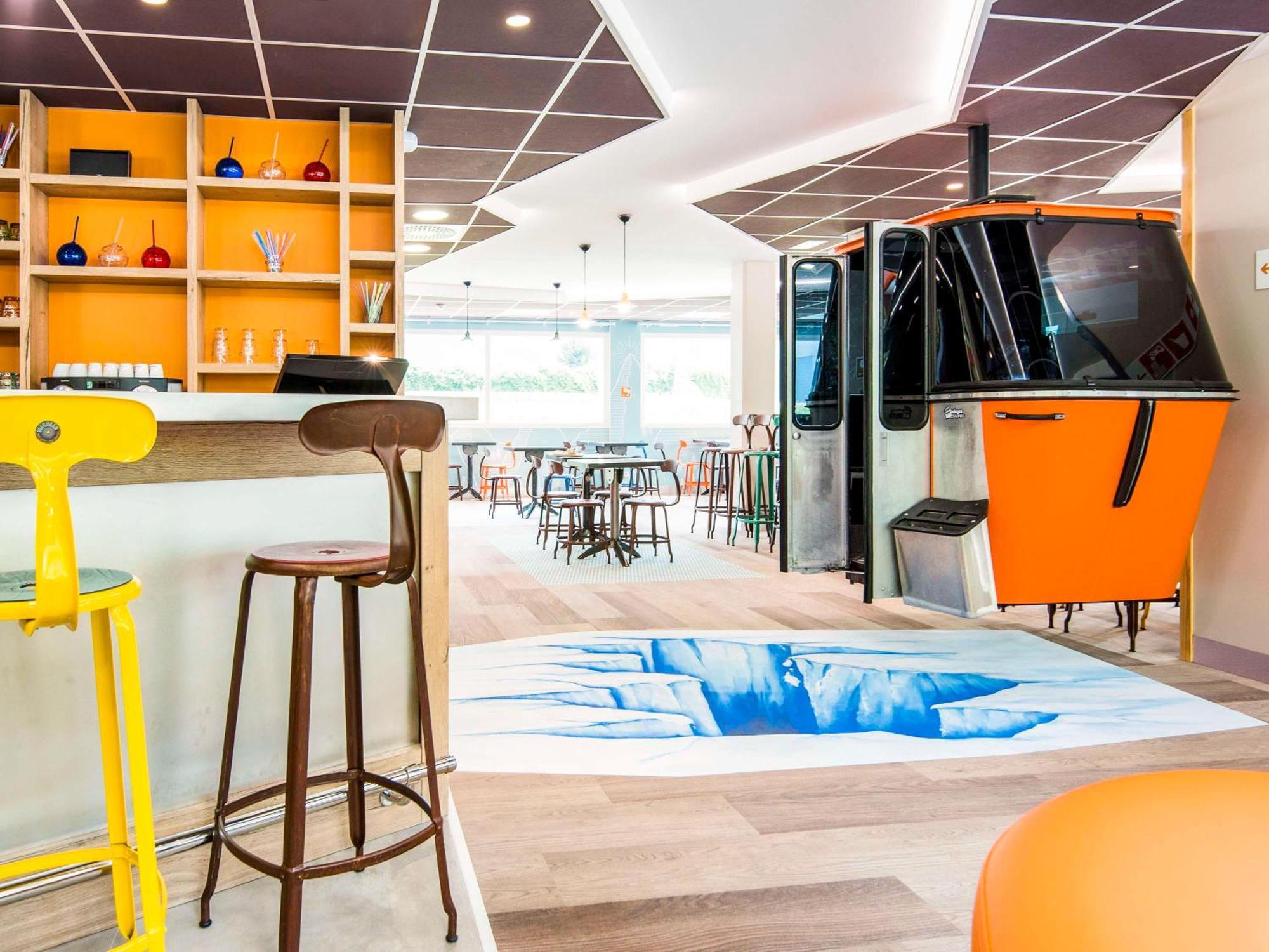 Ibis Styles Sallanches Pays Du Mont-Blanc Bagian luar foto