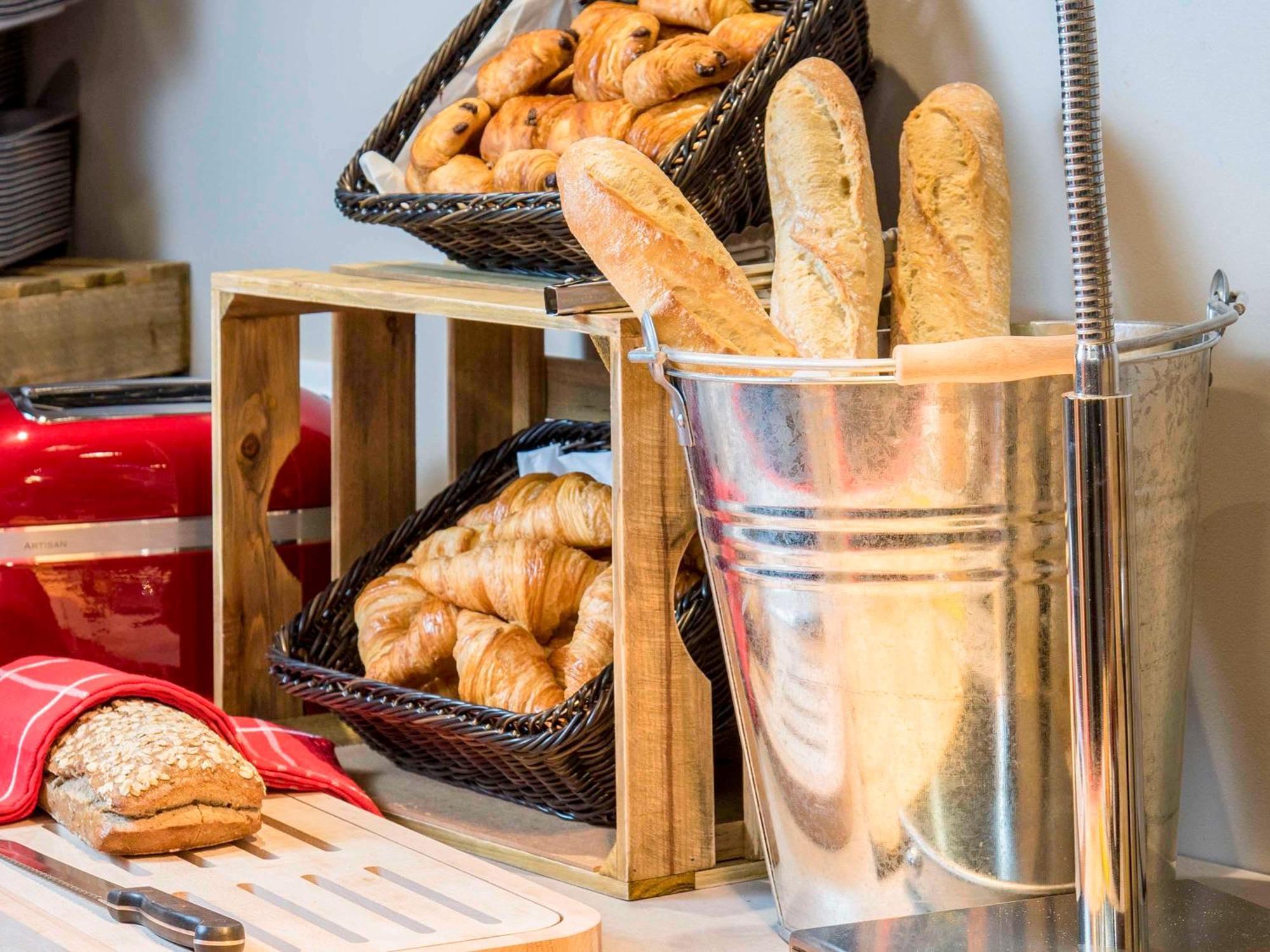 Ibis Styles Sallanches Pays Du Mont-Blanc Bagian luar foto